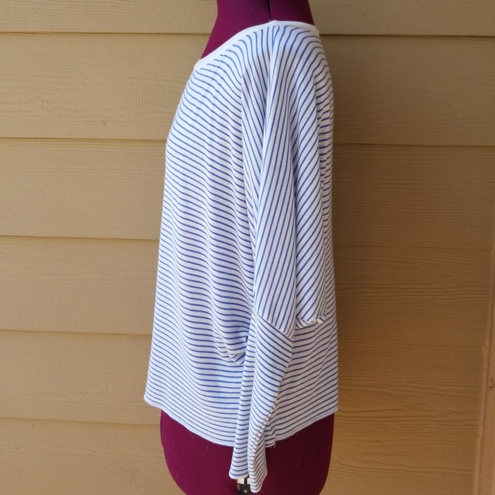 Cropped t-shirt - Picture 2 of 4